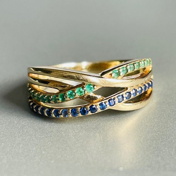 10k Yellow Gold Natural Emerald & Sapphire Crossover X Ring ELEGANT!!